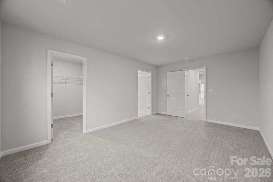 Spacious, unfurnished interior of a new home in Townes at Ribbon Walk, Charlotte (Image 16).