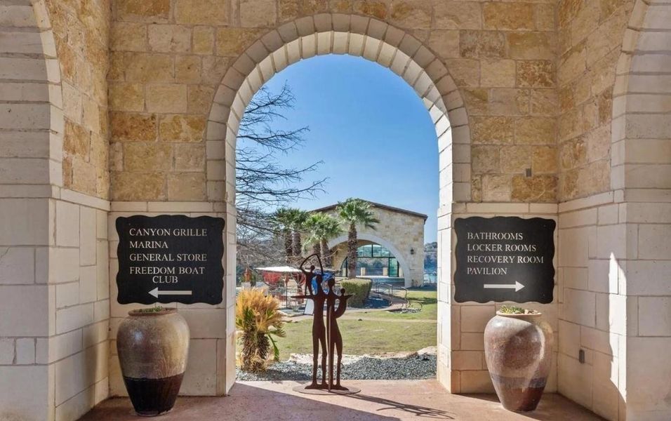 Image 17 of a home in Rough Hollow The District. Image 17 of a home in Rough Hollow The District.