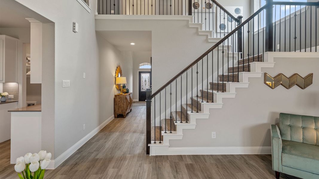 Representative furnished interior of a home built from the Wimberley by D.R. Horton in Lakeview Pointe, Grand Prairie (Image 36).
