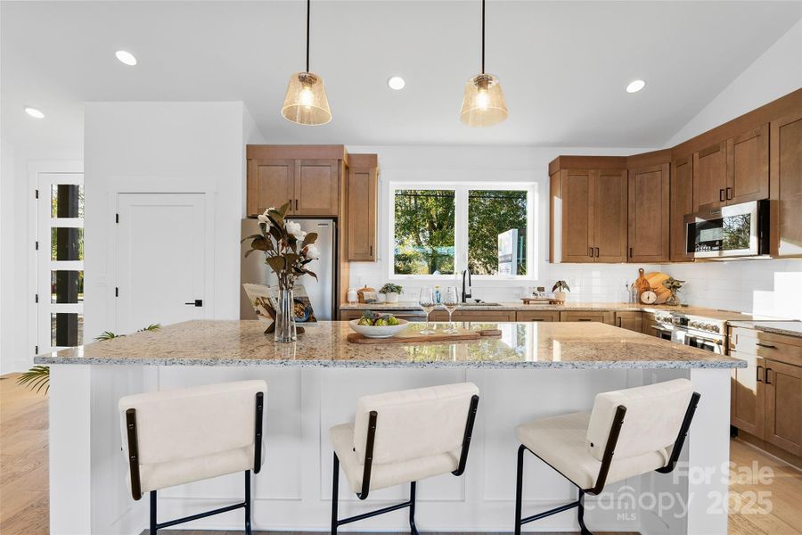 Large Breakfast bar Island Large Breakfast bar Island