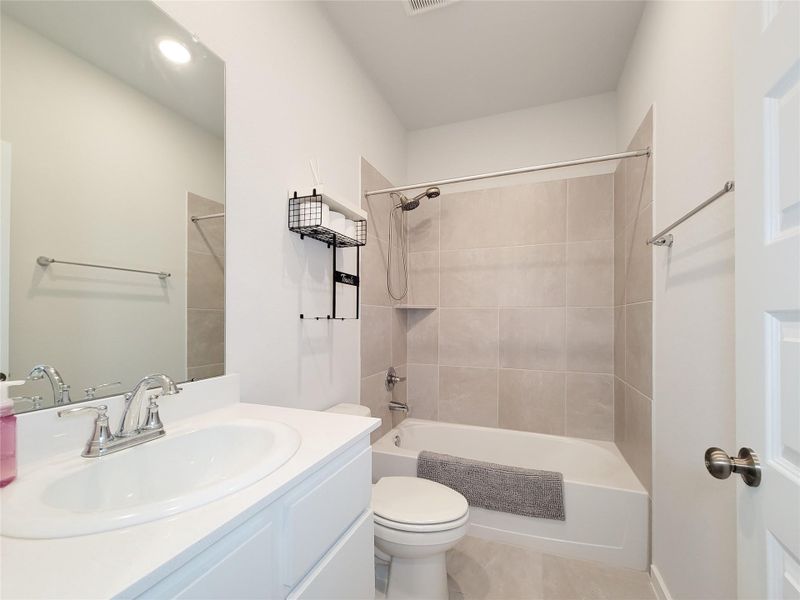 secondary bath