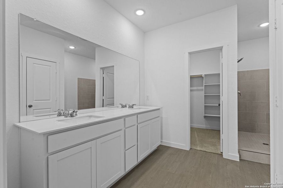 Furnished interior view inside a new home in Gatehouse: Classic Collection, New Braunfels (Image 8). Furnished interior view inside a new home in Gatehouse: Classic Collection, New Braunfels (Image 8).