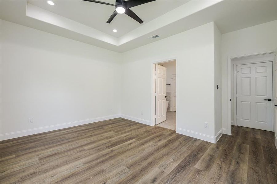 Spacious, unfurnished interior of a new home in , Terrell (Image 32).