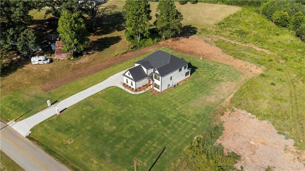 Image 91 of a home in .