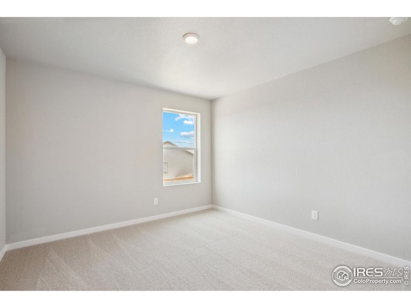Spacious, unfurnished interior of a new home in Hidden Valley Farm, Severance (Image 10).