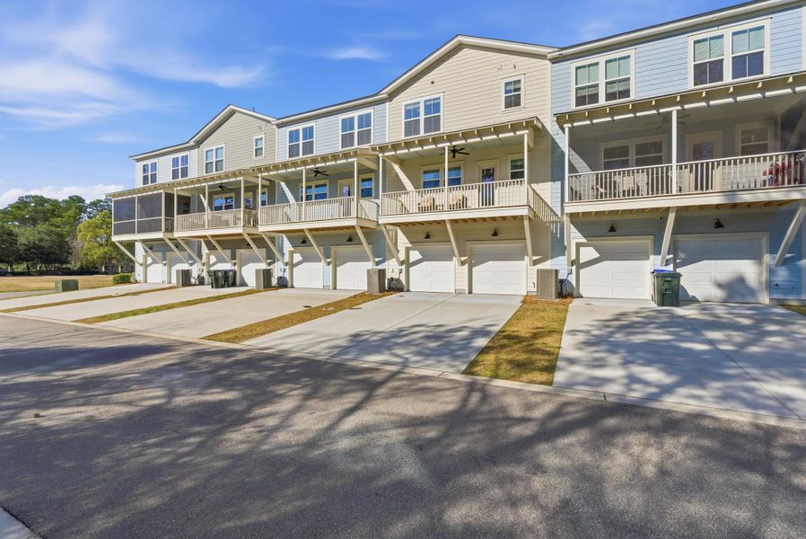 Image 34 of a home in .