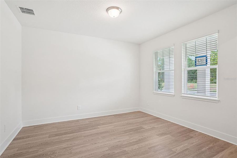 Spacious, unfurnished interior of a new home in Ridgehaven - Signature Series, Ormond Beach (Image 23).