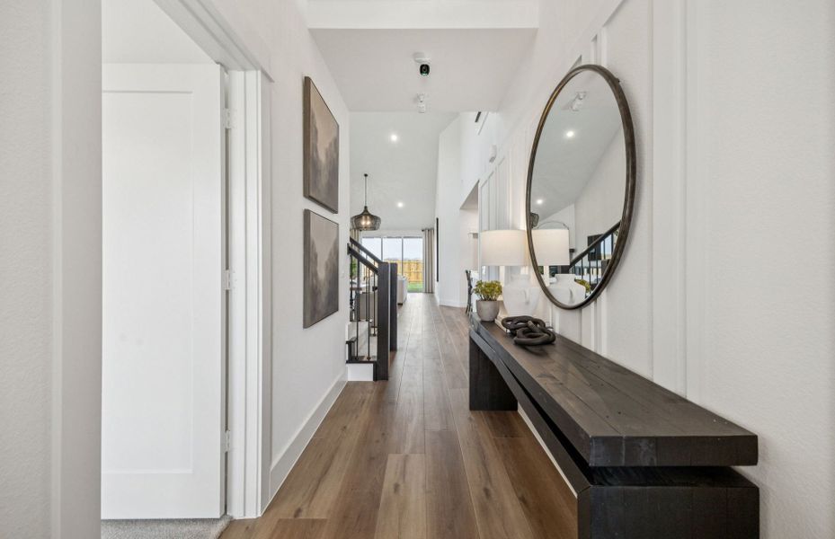 Representative furnished interior of a home built from the Rainier by Pulte Homes in Parks of Village Creek, Burleson (Image 18).