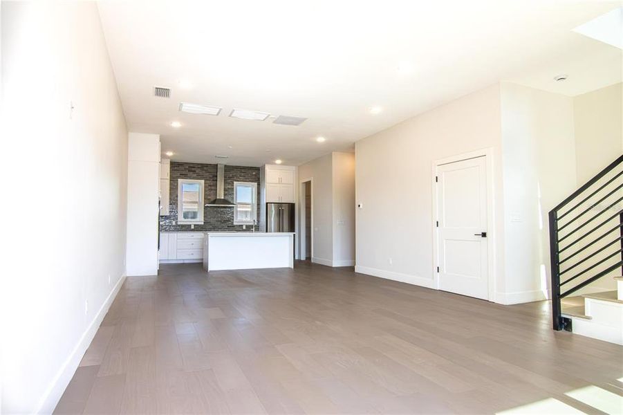 Spacious, unfurnished interior of a new home in , St. Petersburg (Image 20). Spacious, unfurnished interior of a new home in , St. Petersburg (Image 20).