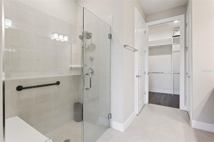 Furnished interior view inside a new home in , Kissimmee (Image 4).