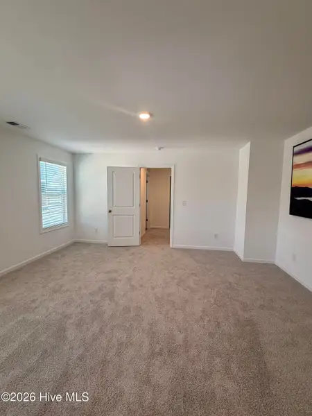 Spacious, unfurnished interior of a new home in Terrapin, Leland (Image 15).