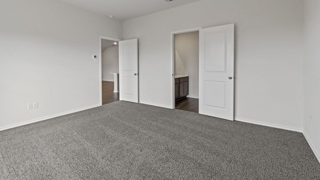 Spacious, unfurnished interior of a new home in Creeks at Burnett Trail, Canton (Image 22).