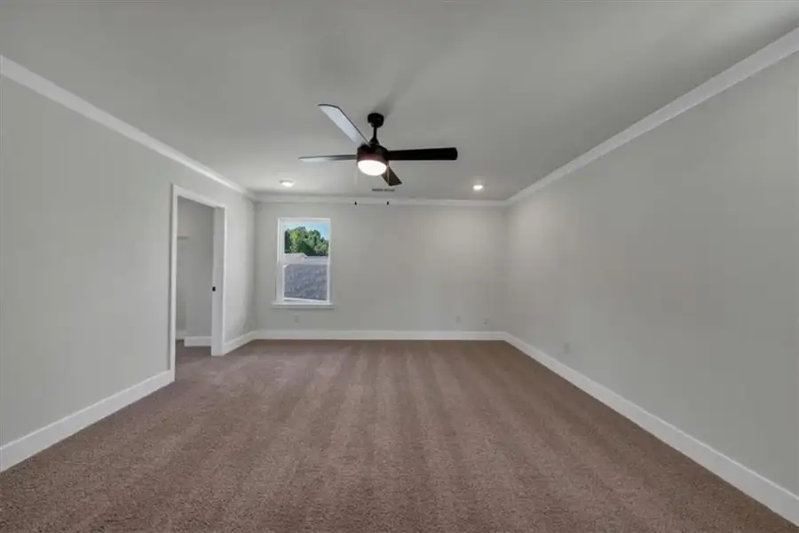 Spacious, unfurnished interior of a new home in Canterbury Villas, Carrollton (Image 25).