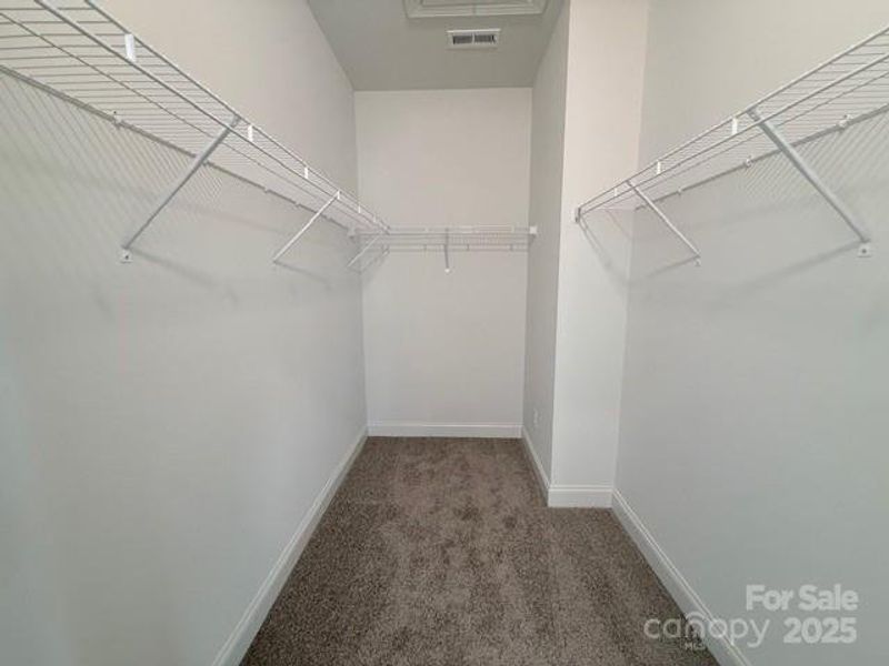 Spacious, unfurnished interior of a new home in , Gastonia (Image 19).