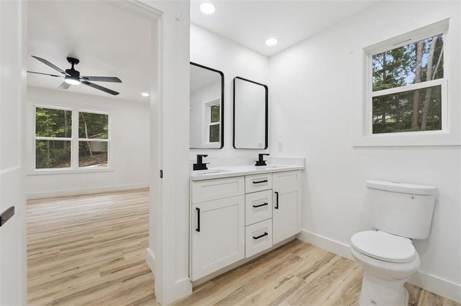 Furnished interior view inside a new home in , Gainesville (Image 8).