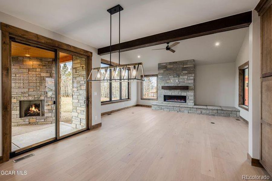 Spacious, unfurnished interior of a new home in , Granby (Image 35).