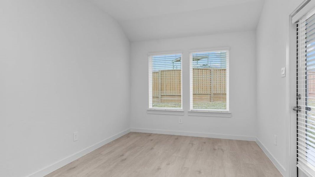 Spacious, unfurnished interior of a new home in Tamarron, Fulshear (Image 14). Spacious, unfurnished interior of a new home in Tamarron, Fulshear (Image 14).