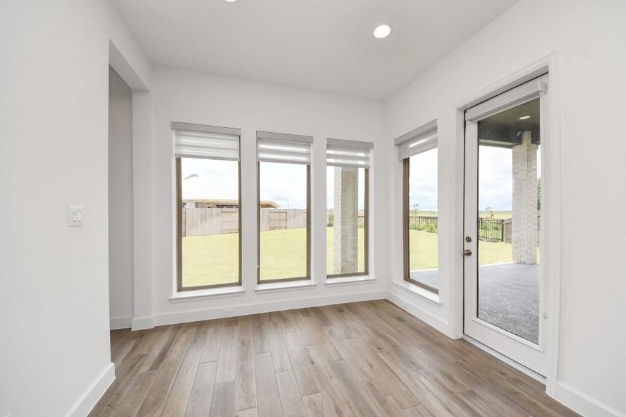 Spacious, unfurnished interior of a new home in Valencia, Manvel (Image 31). Spacious, unfurnished interior of a new home in Valencia, Manvel (Image 31).