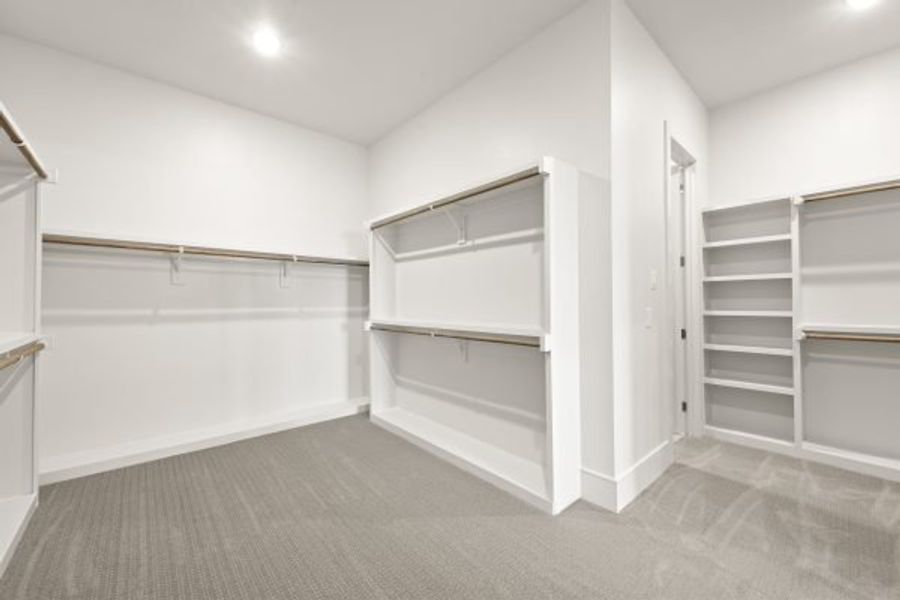 Spacious, unfurnished interior of a new home in Rio Vista at Kelly Ranch, Aledo (Image 26). Spacious, unfurnished interior of a new home in Rio Vista at Kelly Ranch, Aledo (Image 26).