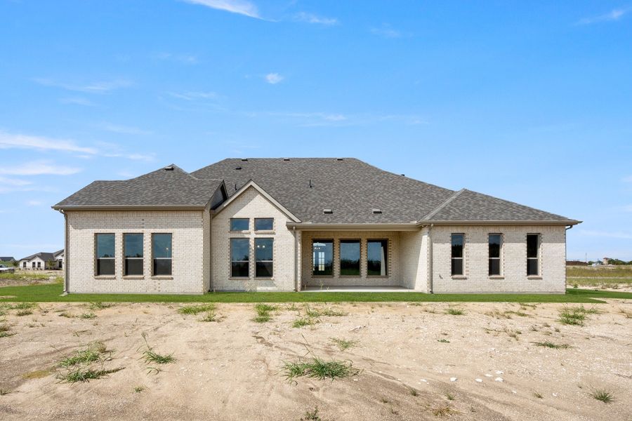 Exterior details and patio area of a home in Levante - 1 Acre Lots, Waxahachie (Image 4).