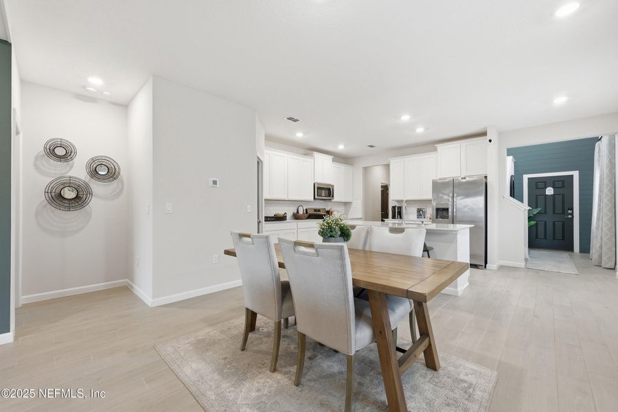 Furnished interior view inside a new home in St Augustine Lakes: St Augustine Lakes 40S, St. Augustine (Image 14).