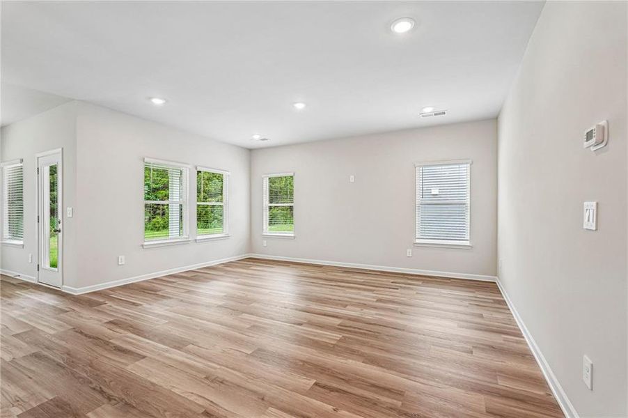 Spacious, unfurnished interior of a new home in Manning Mill, Adairsville (Image 19). Spacious, unfurnished interior of a new home in Manning Mill, Adairsville (Image 19).