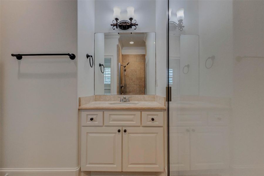 ENSUITE FULL BATH IN BEDROOM 3