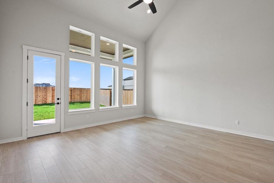 Spacious, unfurnished interior of a new home in Arbor Collection At Park Central, Georgetown (Image 13). Spacious, unfurnished interior of a new home in Arbor Collection At Park Central, Georgetown (Image 13).