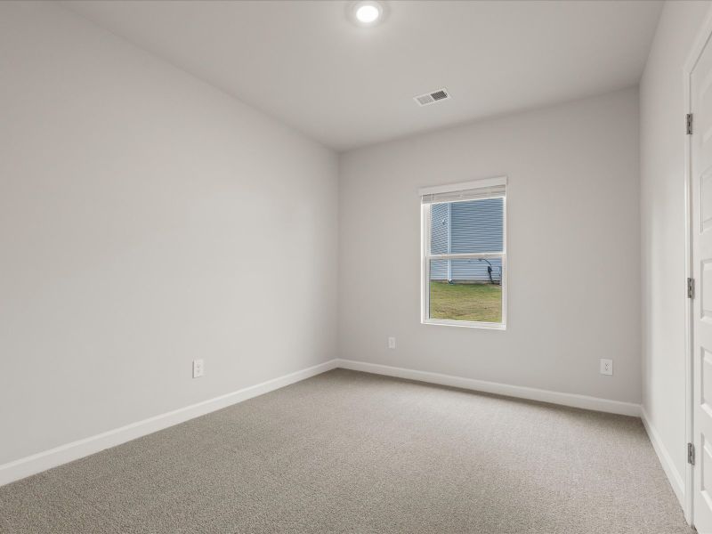 Spacious, unfurnished interior of a new home in Chatham Forest, Duncan (Image 15).