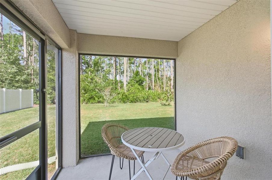 Exterior details and patio area of a home in , Palm Coast (Image 4).