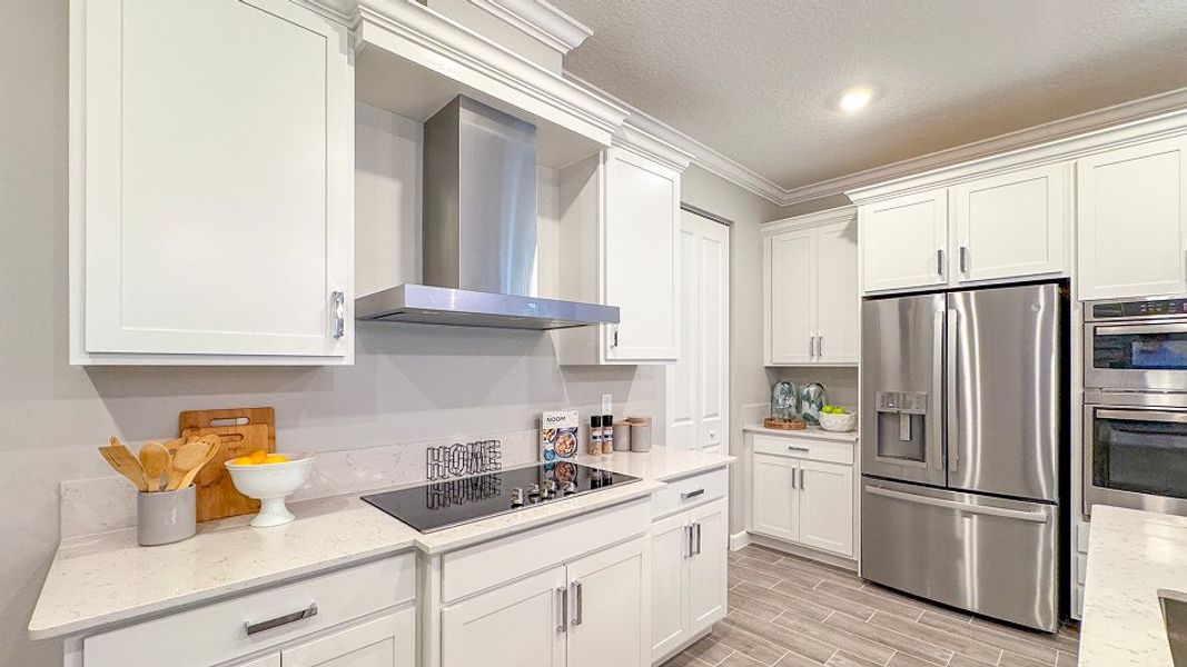 3237 Holly Kitchen 2of2 F1