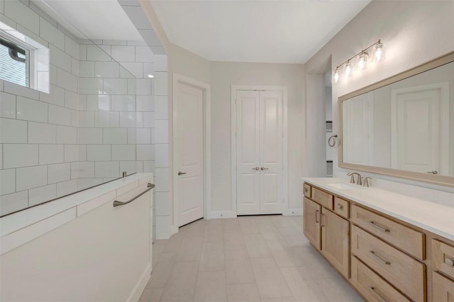 Furnished interior view inside a new home in The Woodlands Hills - Summit Collection, Willis (Image 15).