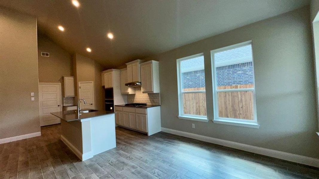 Spacious, unfurnished interior of a new home in Eagle Creek, Denton (Image 19). Spacious, unfurnished interior of a new home in Eagle Creek, Denton (Image 19).
