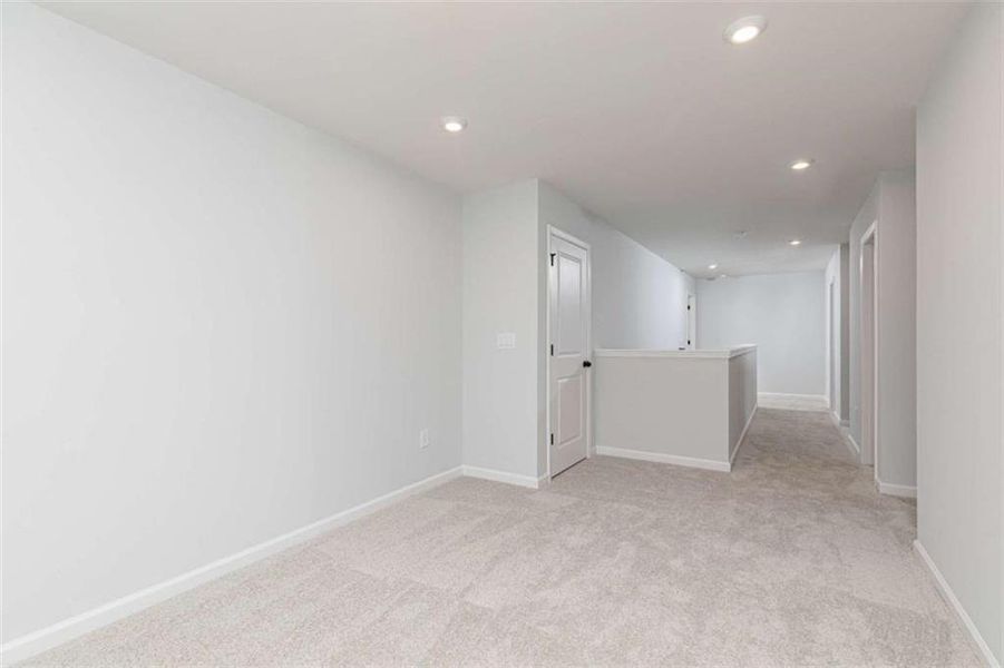 Spacious, unfurnished interior of a new home in River Oaks, Locust Grove (Image 16).