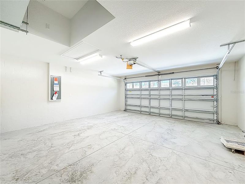 Spacious, unfurnished interior of a new home in , Ocala (Image 53).