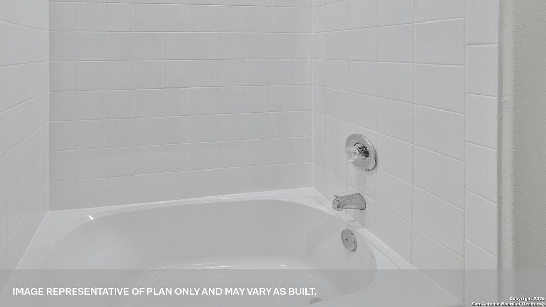 Close-up of interior finishes inside a home in Arroyo Ranch, Seguin (Image 12).