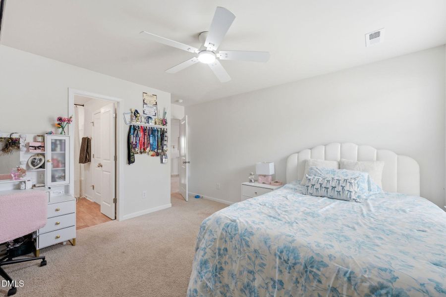 47-web-or-mls-ROB04867