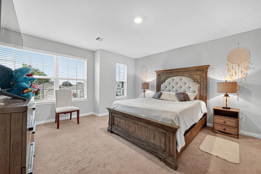 Secondary bedroom view. Secondary bedroom view.