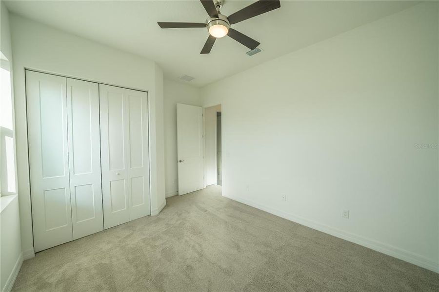 Spacious, unfurnished interior of a new home in , Ocala (Image 21).