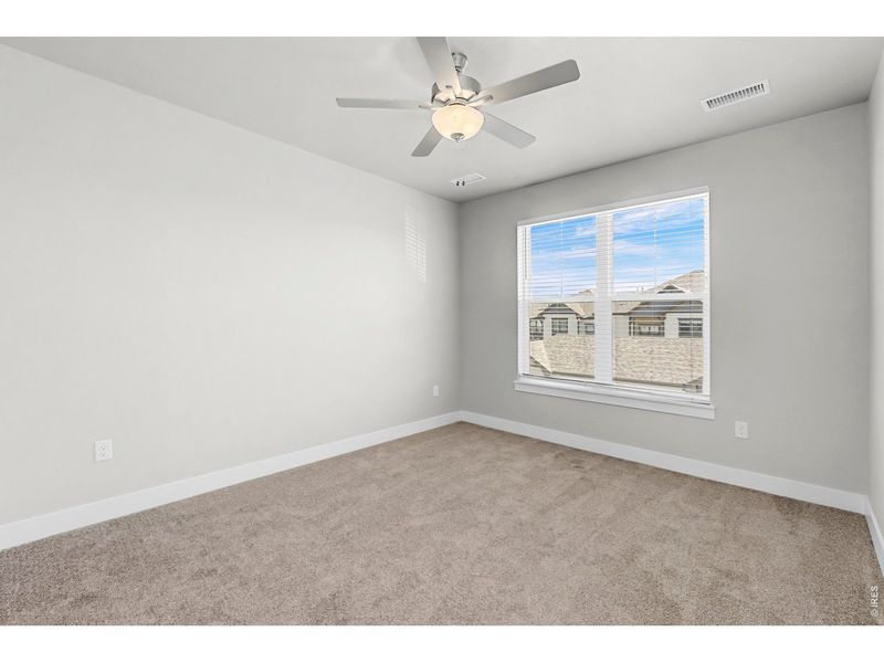Spacious, unfurnished interior of a new home in Highlands at Fox Hill - The Flats, Longmont (Image 17).