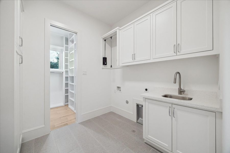 Furnished interior view inside a new home in , Houston (Image 13).