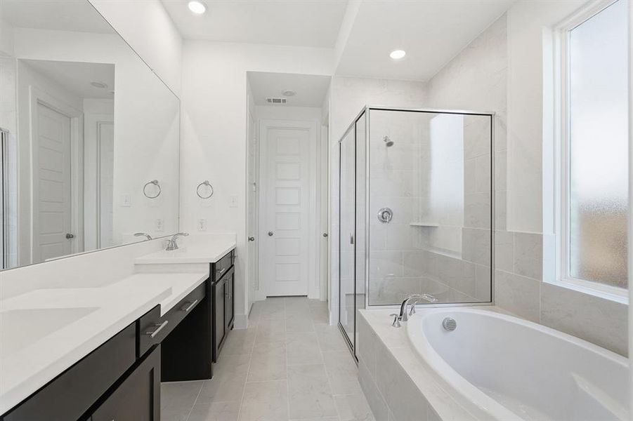 Furnished interior view inside a new home in Sandbrock Ranch, Aubrey (Image 9). Furnished interior view inside a new home in Sandbrock Ranch, Aubrey (Image 9).