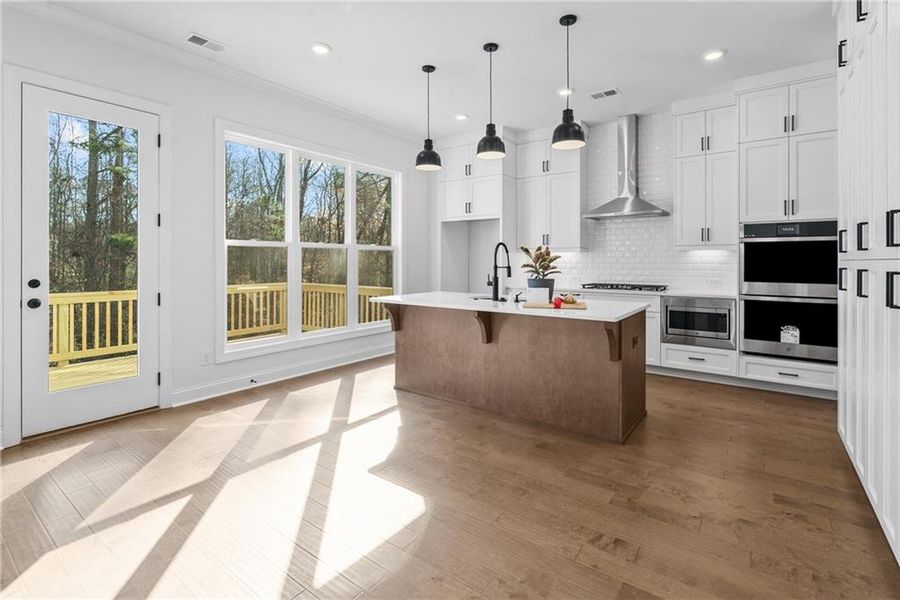 Furnished interior view inside a new home in Aberdeen, Hoschton (Image 6).