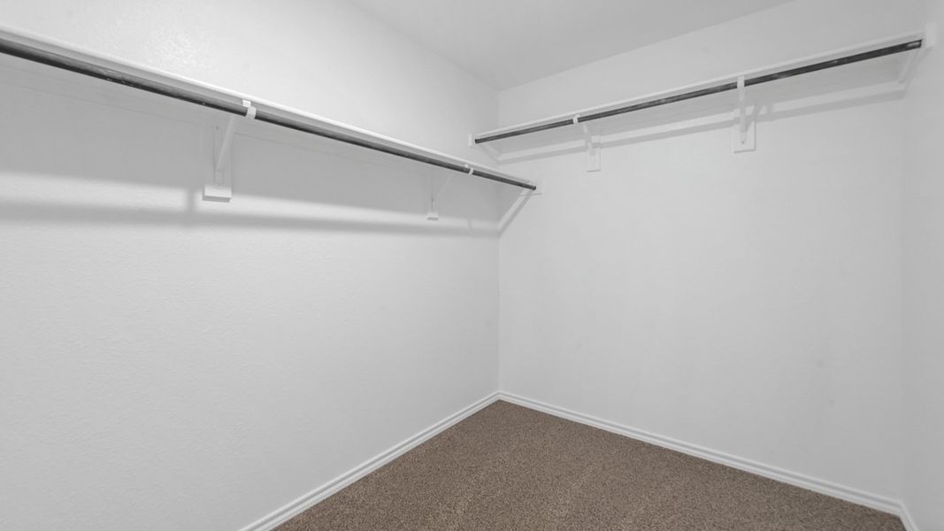 Spacious, unfurnished interior of a new home in Saddlebrook, Waxahachie (Image 24).