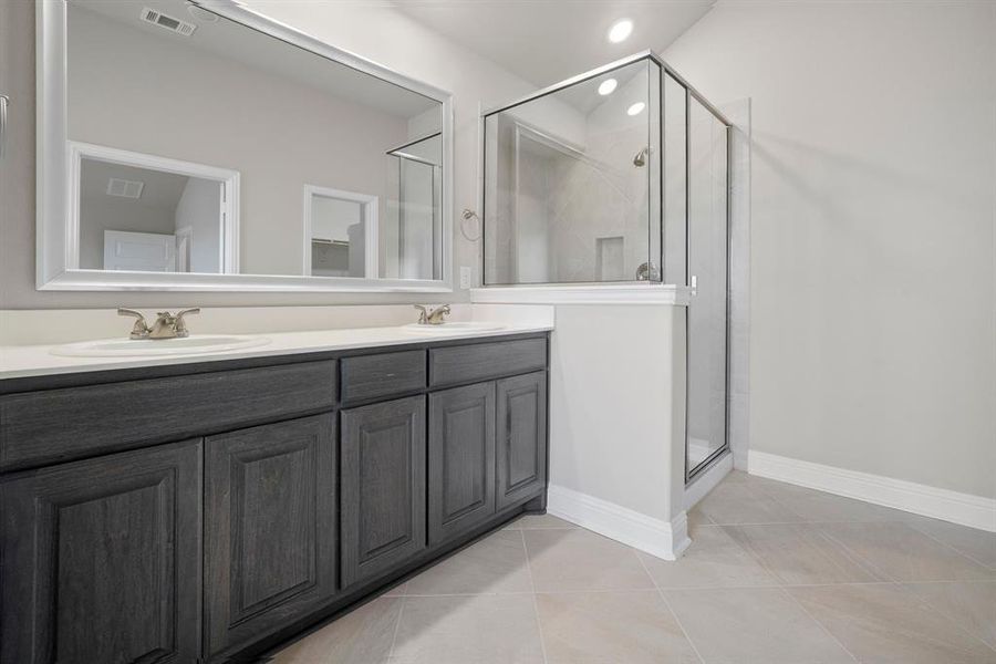 Furnished interior view inside a new home in Fox Landing, Caddo Mills (Image 9).