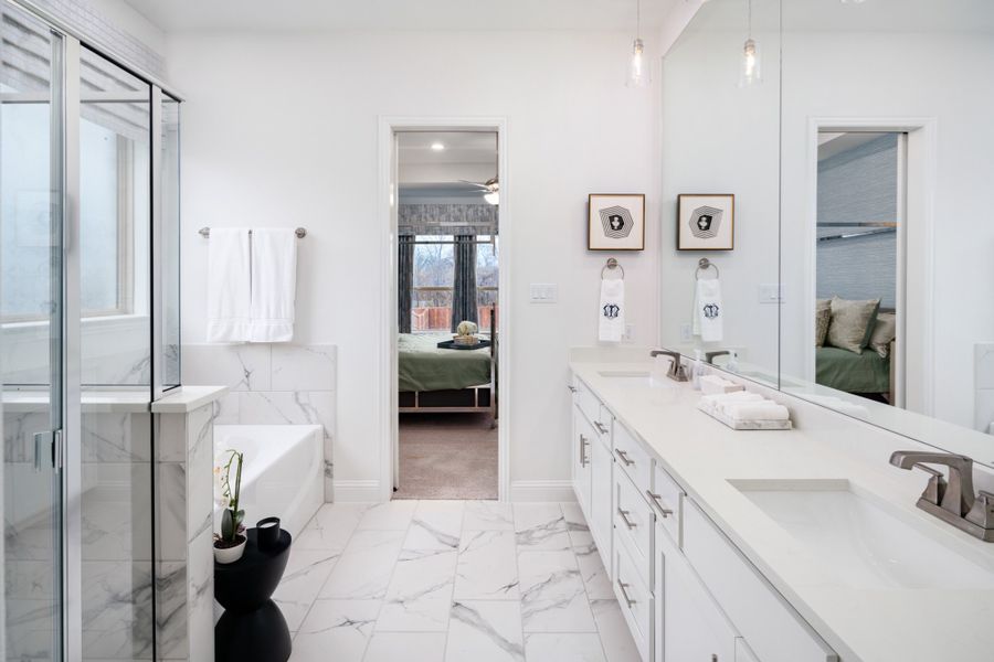 Representative furnished interior of a home built from the Kirby by UnionMain Homes in Lake Breeze, Lavon (Image 18).