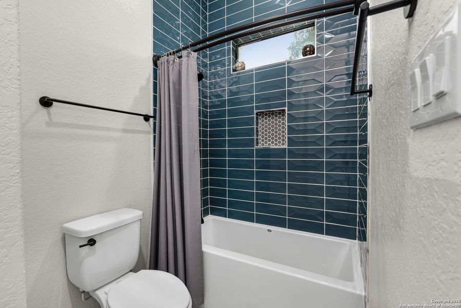 Furnished interior view inside a new home in , New Braunfels (Image 19).