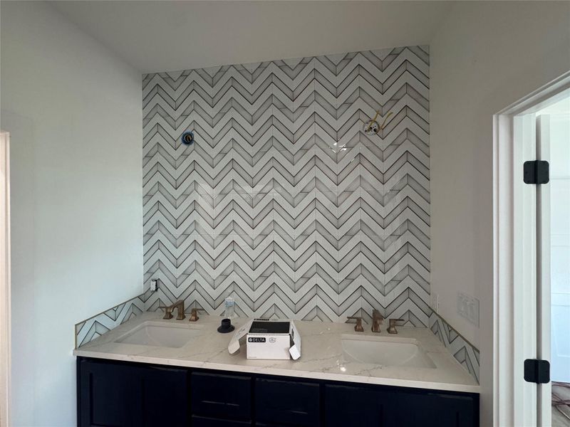 Furnished interior view inside a new home in , Bolivar Peninsula (Image 5).