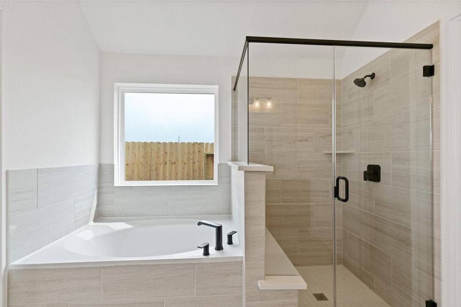 Furnished interior view inside a new home in Oakwood Estates, Waller (Image 11).