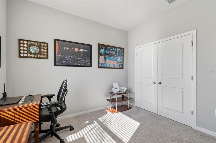 Furnished interior view inside a new home in , Wesley Chapel (Image 10).